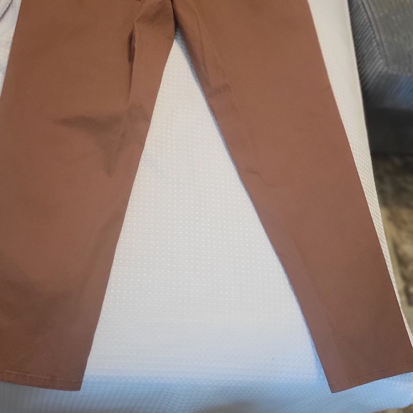 ROWM Rust Brown Elastic Waist Shorts - Picture 2 of 5